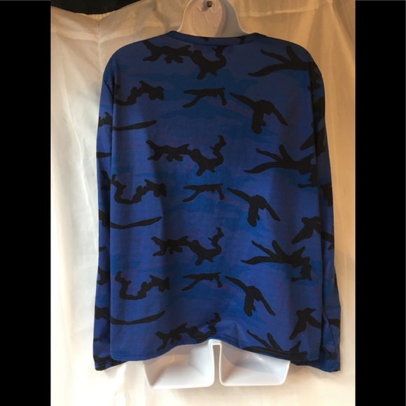Yoins- blue camo long sleeve top in size - Picture 2 of 3